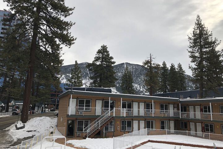 Hotel 2 of 32