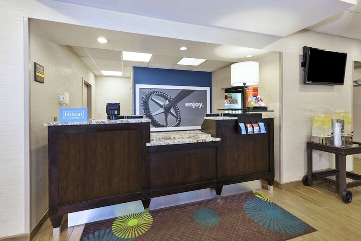 Hotel Interior 6 of 31