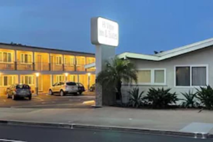 Hi View Inn & Suites