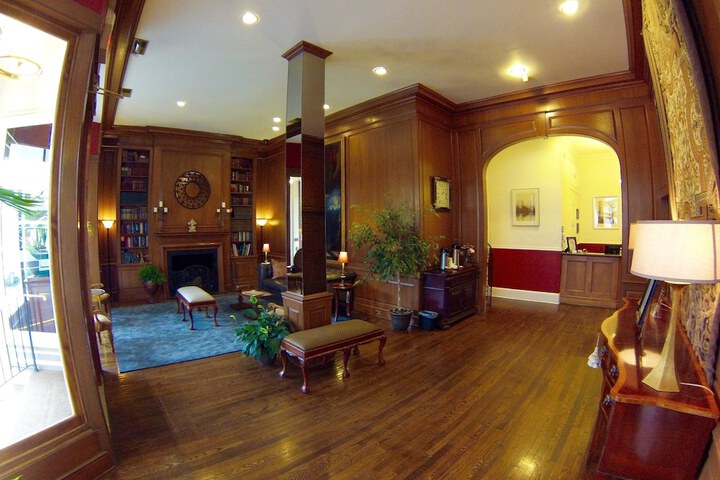 Hotel Interior 6 of 37