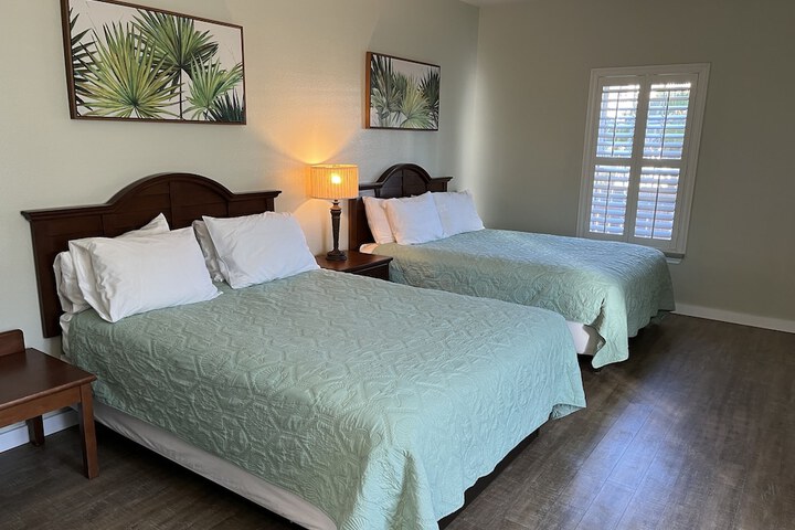 Room 54 of 118