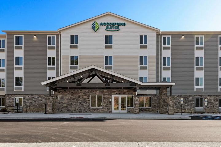 Hotel 2 of 39