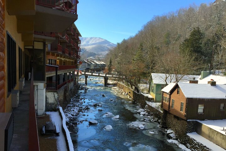 Baymont by Wyndham Gatlinburg on the River
