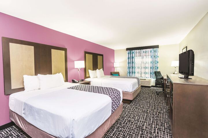 Room 18 of 25