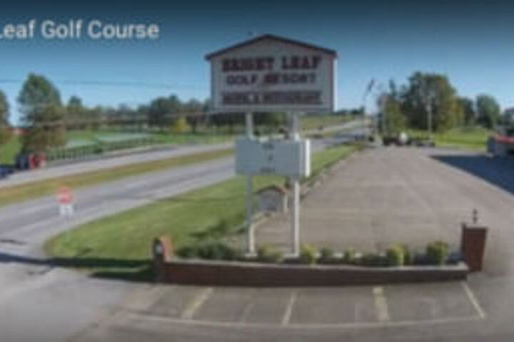 Bright Leaf Golf Resort