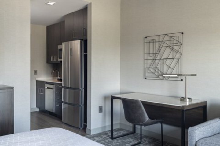 Suite 65 of 180