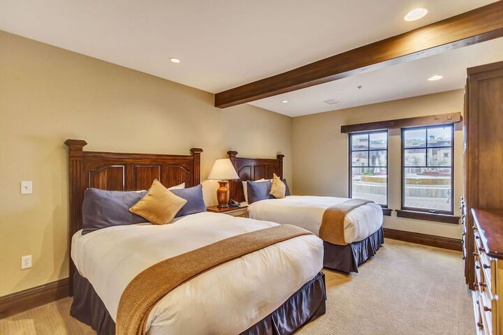 The Chateaux Deer Valley