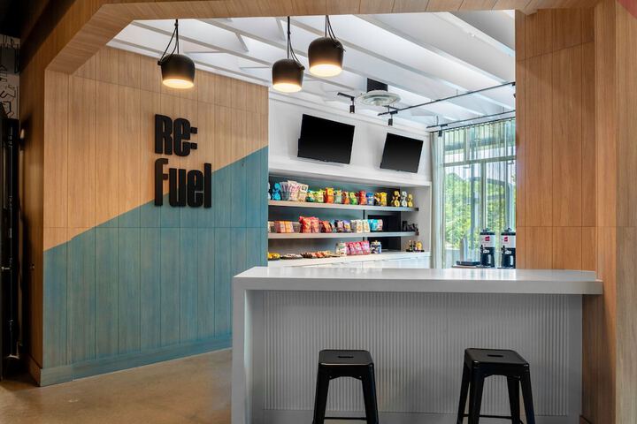 Breakfast/Coffee Service 17 of 19