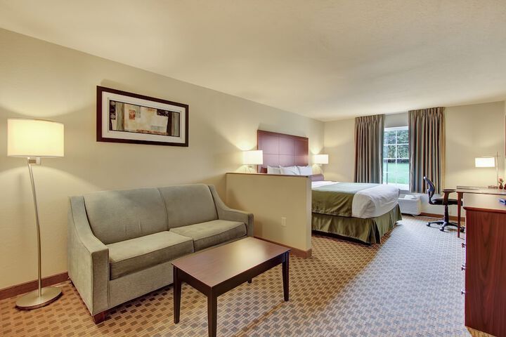Room 16 of 46