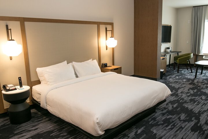 Room 8 of 26