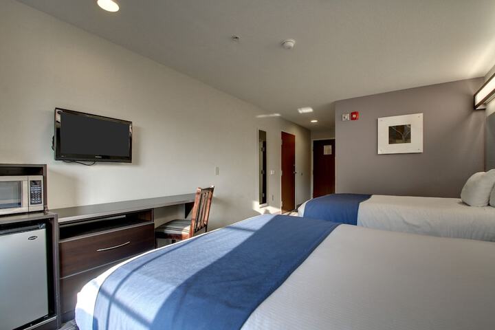 Room 26 of 37