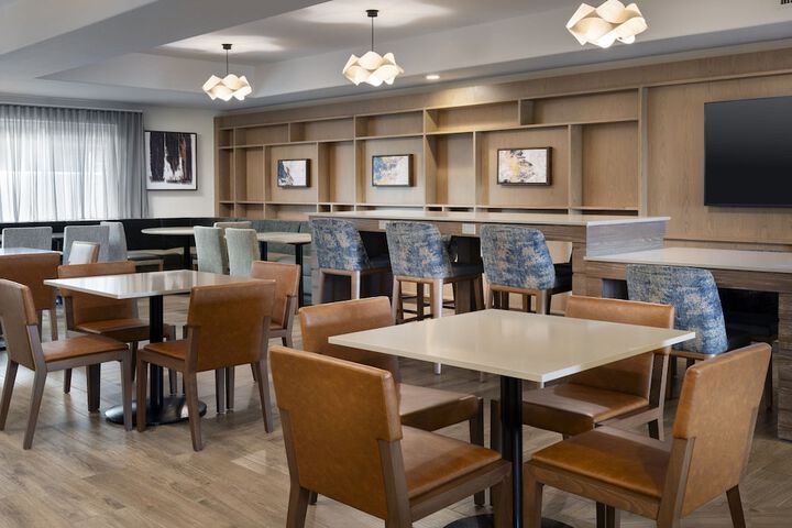 Fairfield by Marriott Inn & Suites Fresno River Park