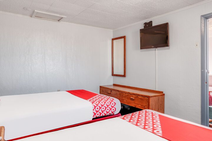 Room 26 of 49