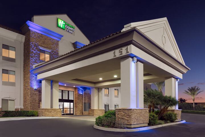 Hotel 3 of 53