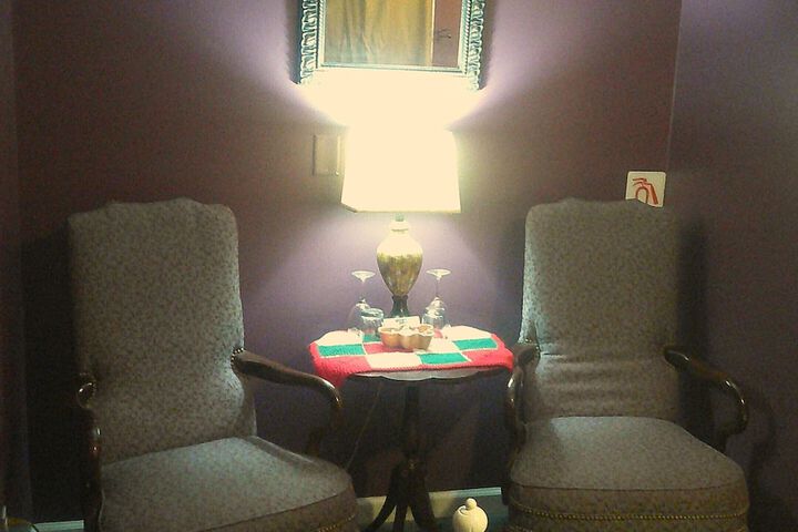 Room 96 of 154