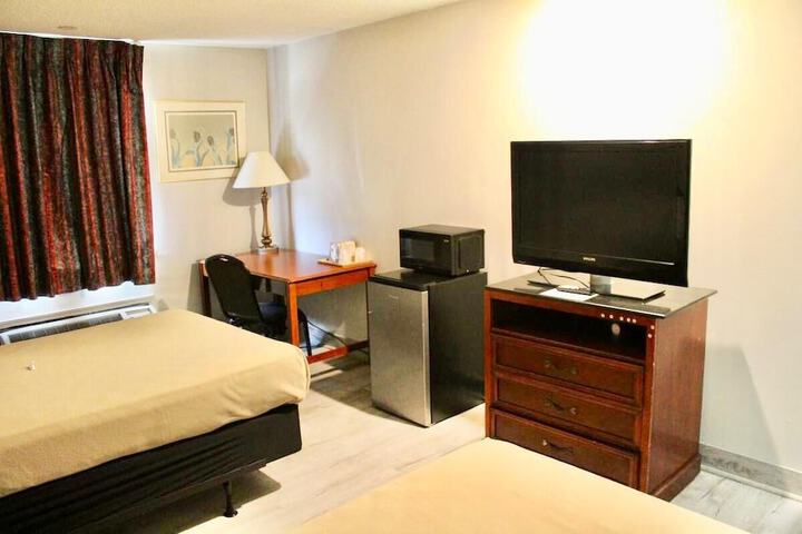 Room 8 of 22