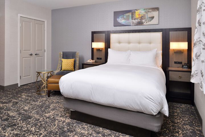 DoubleTree by Hilton Utica