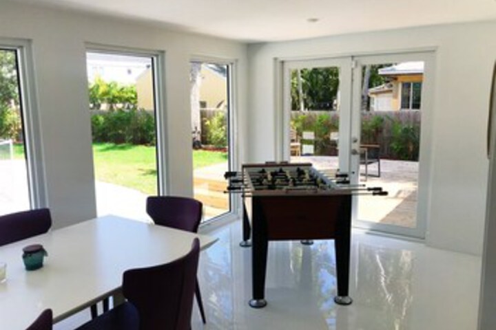 Luxe Miami Shores Home With Pool & BBQ