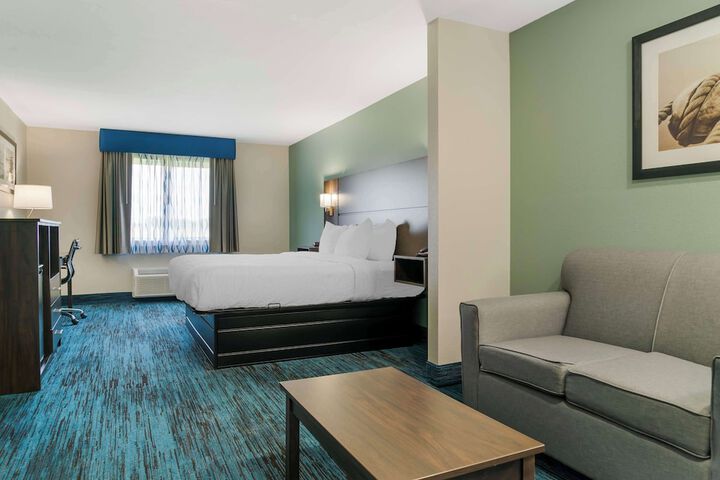 Room 15 of 26