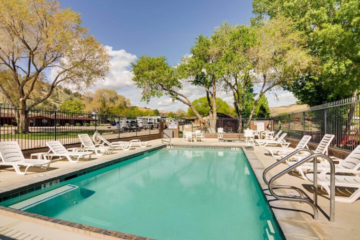 Tropic Vacation Rental Near Bryce Canyon Natl Park