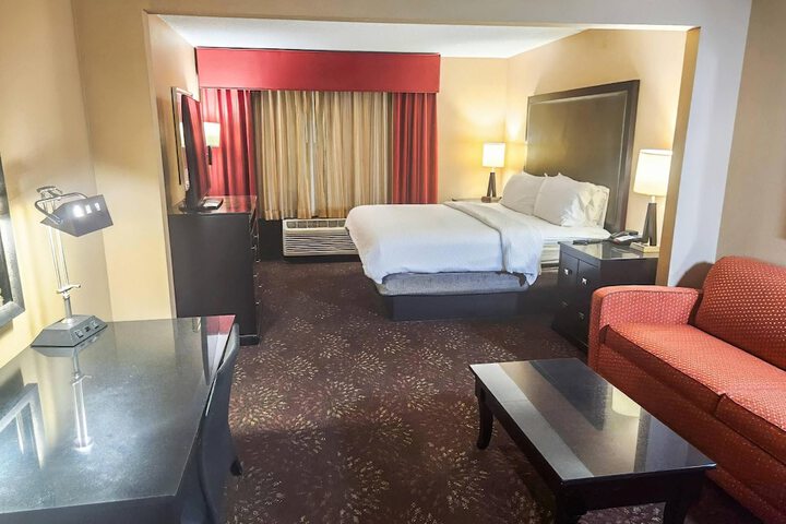 Country Inn & Suites by Radisson Tyler University Area