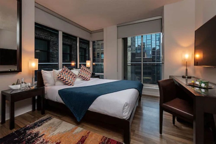 Room 21 of 47