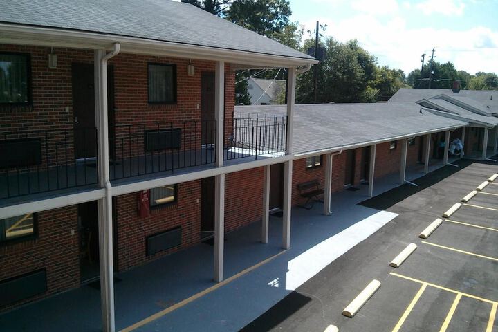 Hotel 3 of 29