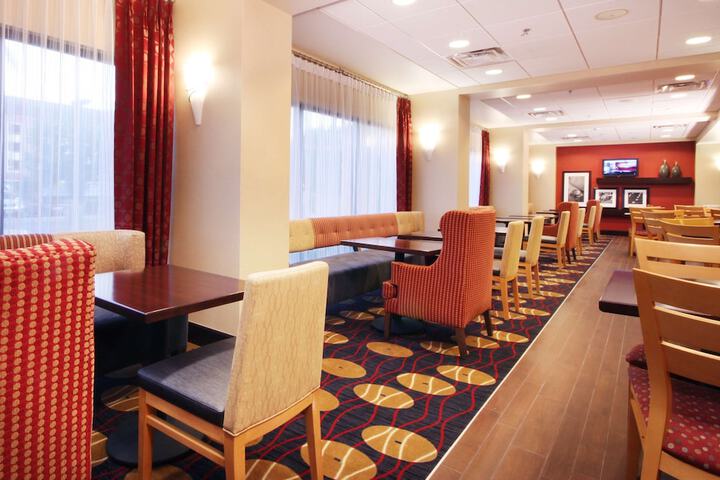Hampton Inn Champaign / Urbana