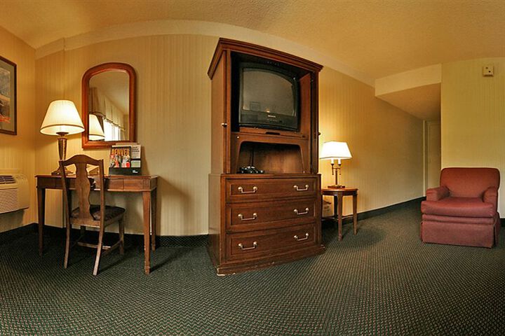 Ramada by Wyndham Denver Downtown