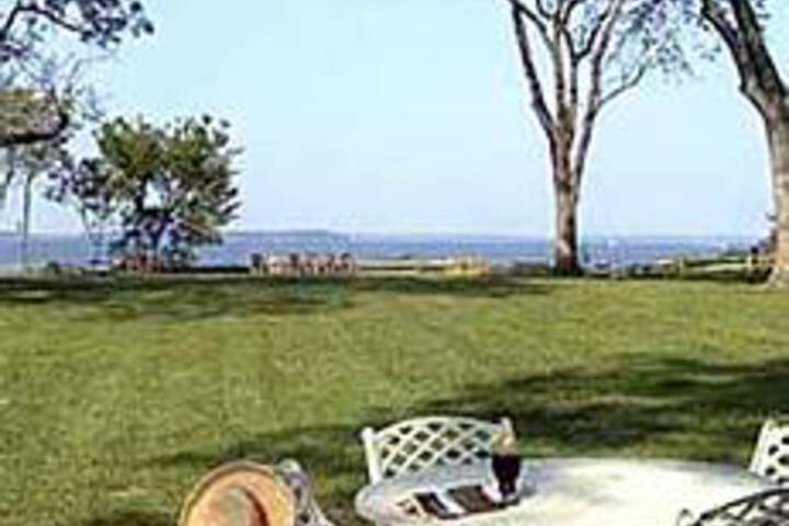 Great Oak Manor