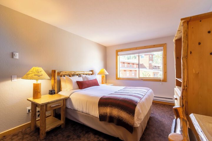 Red Wolf Lodge at Olympic Valley