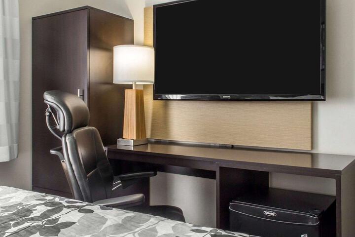 Room 20 of 27