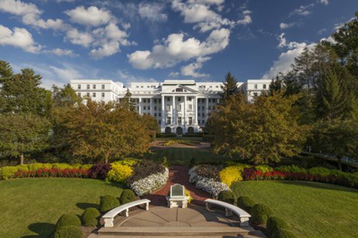 Hotel 5 of 200