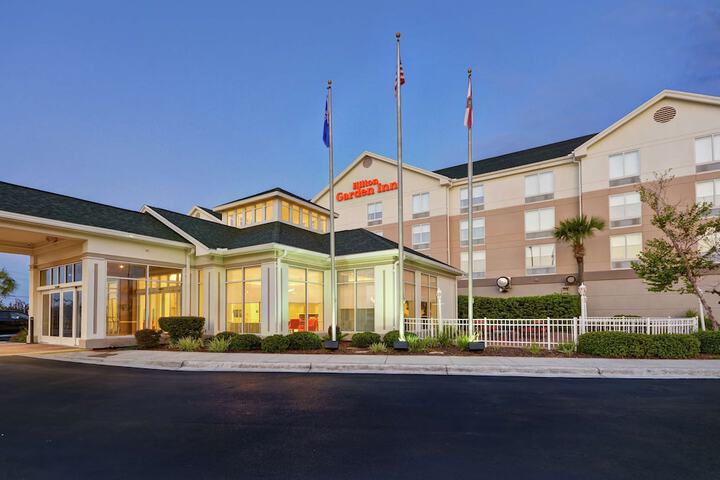 Hotel 3 of 68