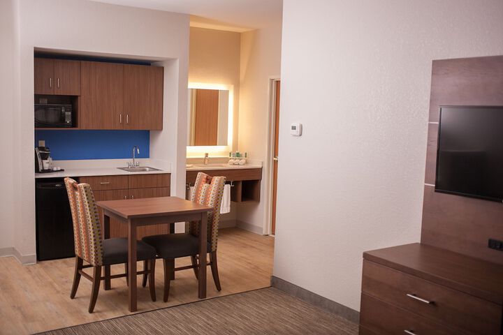 Room 9 of 43