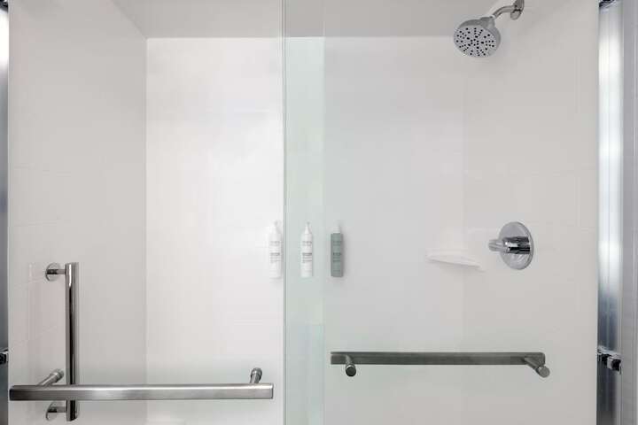 Hampton Inn & Suites Charlottesville-At the University