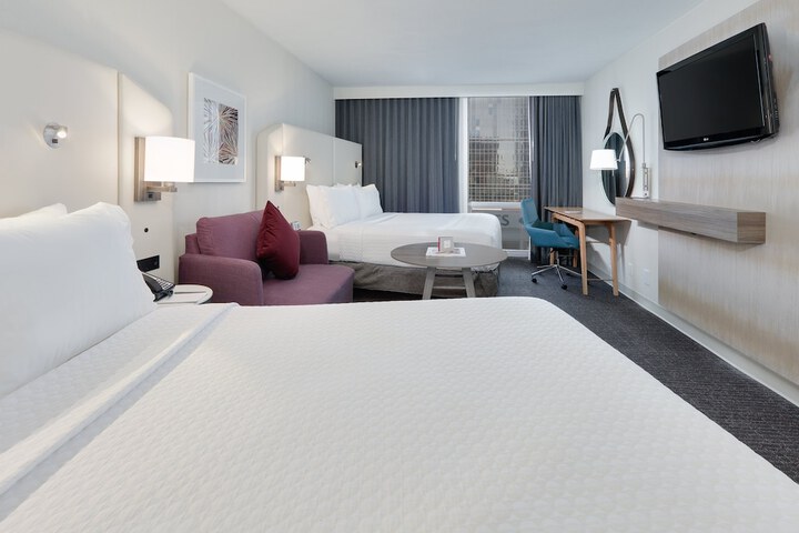 Room 28 of 59