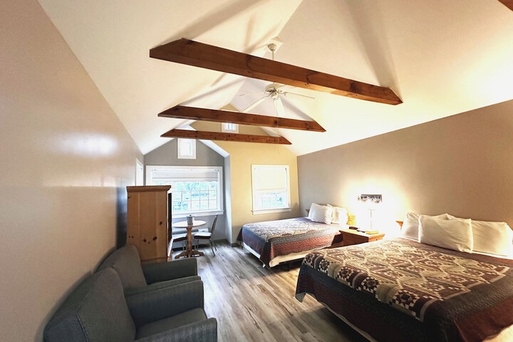 Room 27 of 44