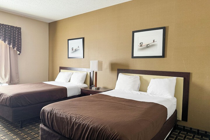FairBridge Inn & Suites Batavia - Darien Amusement Park