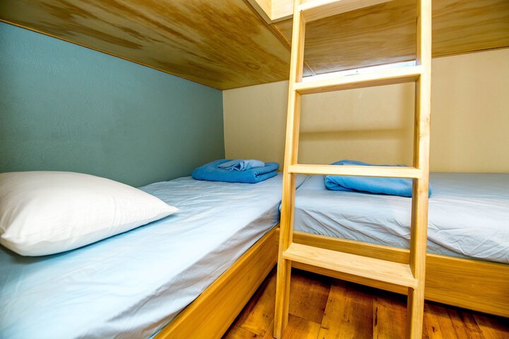 Room 26 of 33