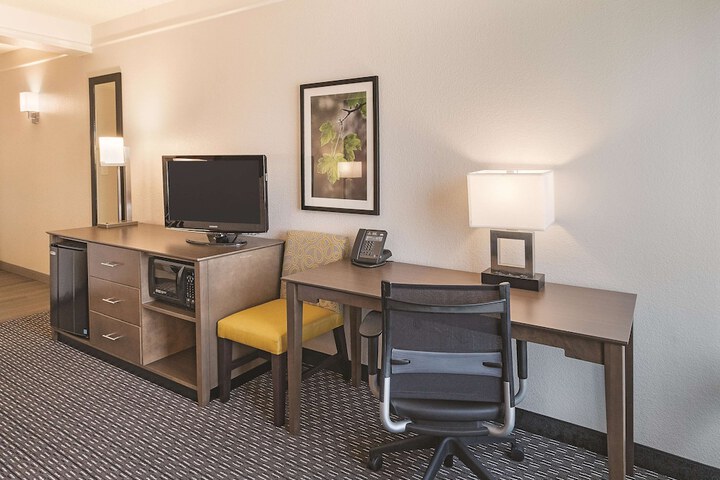 Room 46 of 58