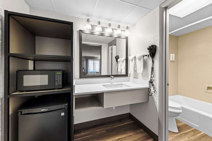 Room 35 of 55