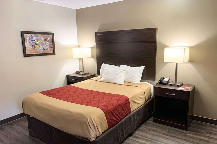 Econo Lodge Portland Downtown
