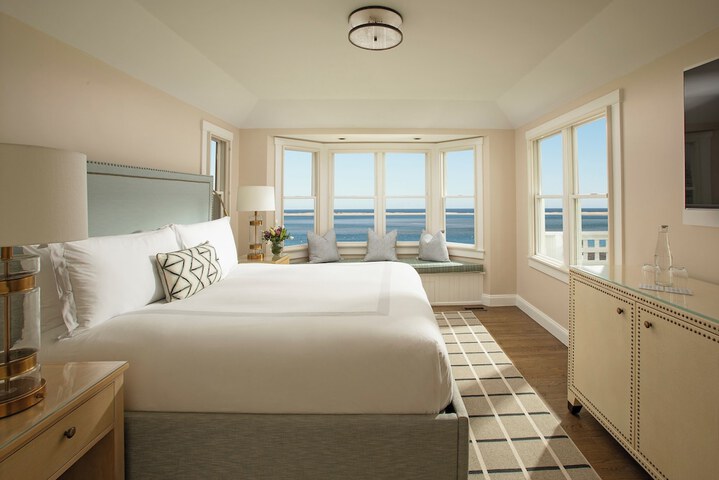 Room 30 of 52