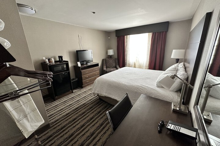 Room 10 of 25