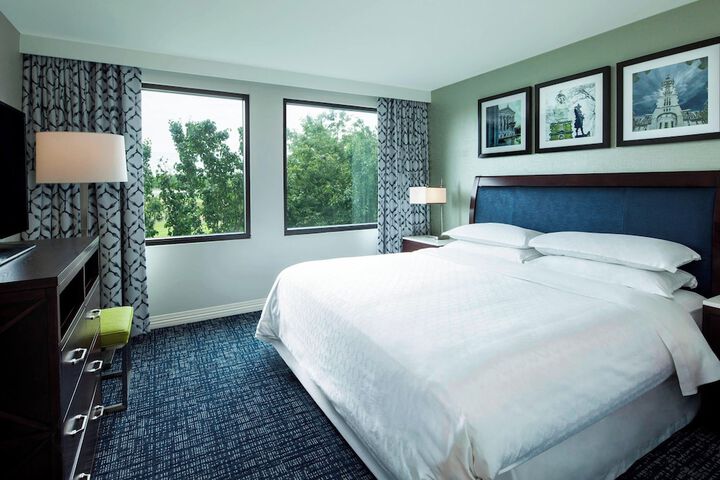 Room 5 of 30