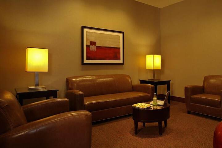 Hotel Interior 11 of 32