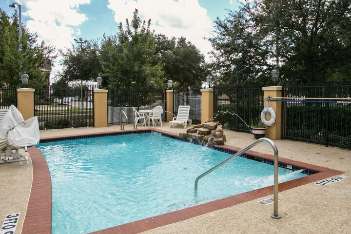 Pool 5 of 43