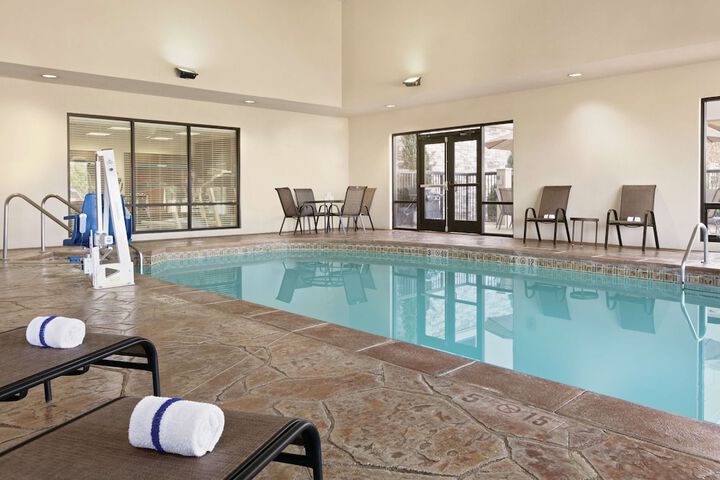 Hampton Inn & Suites Enid
