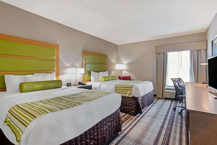 La Quinta Inn & Suites by Wyndham Paducah
